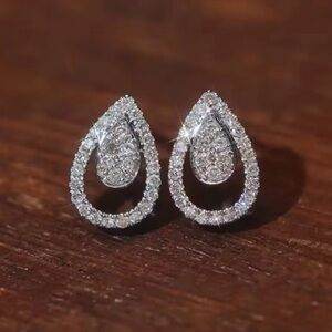 Classic Teardrop Crystal Stud Earrings - new